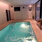 ベッド・アンド・ブレックファスト The Newport Included 3h Private Indoor Welnes & Use E-bikes 4*