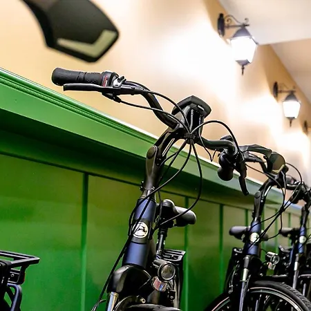 The Newport Included 3h Private Indoor Welnes & Use E-bikes Nieuwpoort
