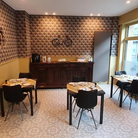 The Newport - Incl 3h Wellness & Use Ebikes & Breakfast Frühstückspension *