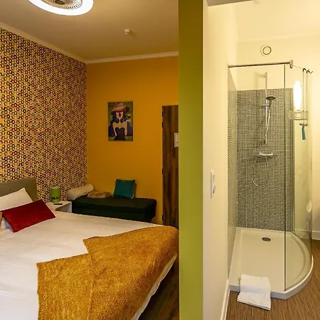 The Newport - Incl 3h Wellness & Use Ebikes & Breakfast Bed & Breakfast