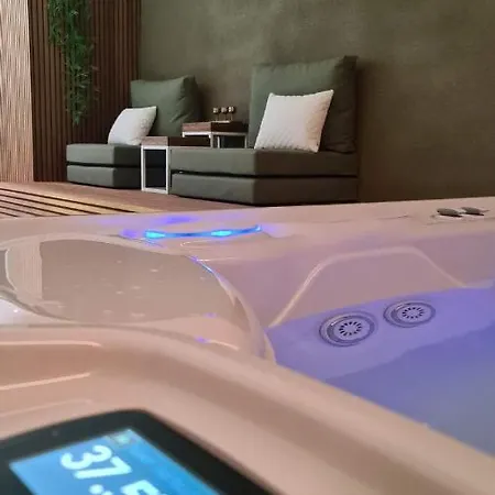 The Newport - Incl 3h Wellness & Use Ebikes & Breakfast Nieuwpoort