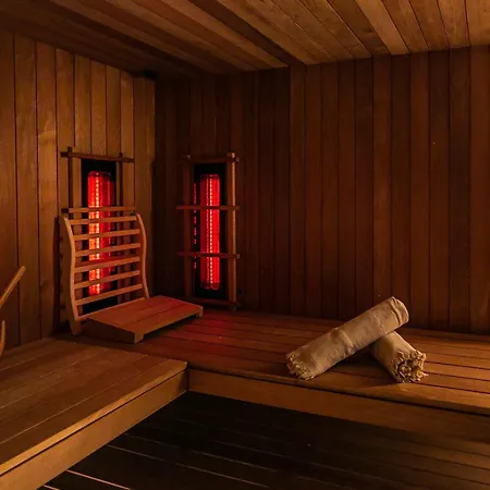 The Newport Included 3h Private Indoor Welnes & Use E-bikes ベッド・アンド・ブレックファスト ニーウポールト