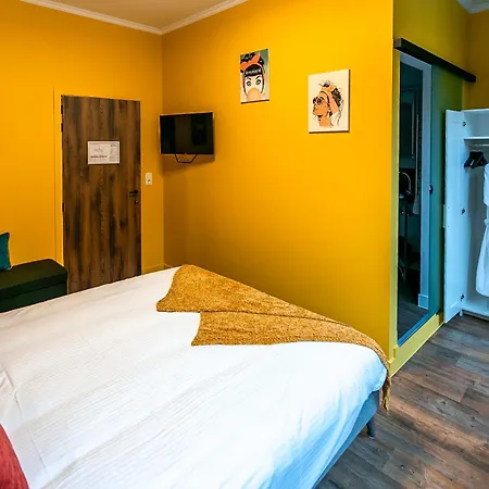 Bed & Breakfast The Newport Included 3h Private Indoor Welnes & Use E-bikes Nieuwpoort