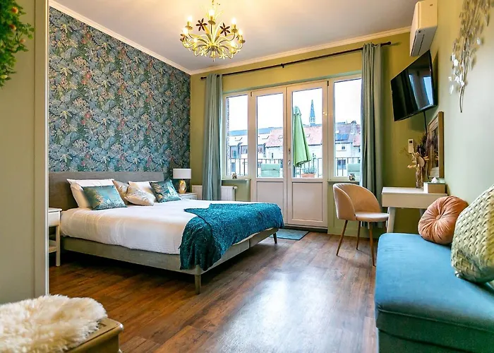 The Newport Included 3h Private Indoor Welnes & Use E-bikes Bed & Breakfast 4*