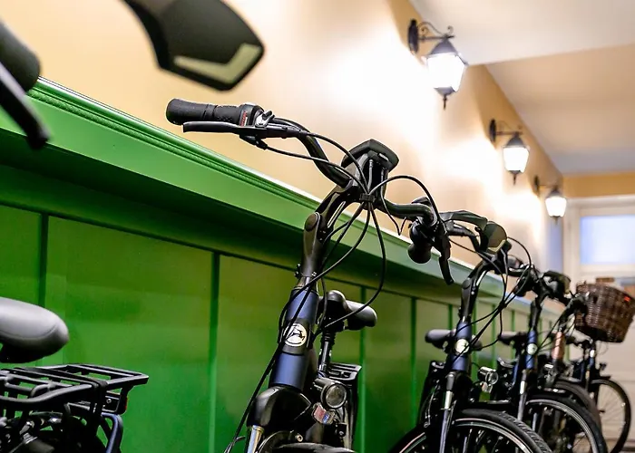 The Newport Included 3h Private Indoor Welnes & Use E-bikes Nieuwpoort